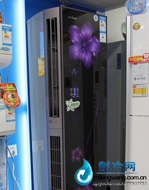 美的柜機空調