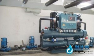 谷輪并聯(lián)水冷機組
